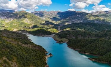 Bovilla Lake Hiking Tour