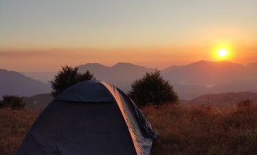 Mali me Gropa Hiking Tour