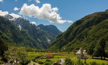 Hiking Tour to Thethi National Park